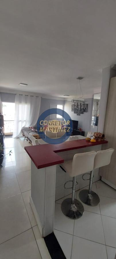 Apartamento à venda com 2 quartos, 70m² - Foto 13